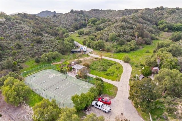 2 Via Terracaleta, Laguna Hills, CA 92679