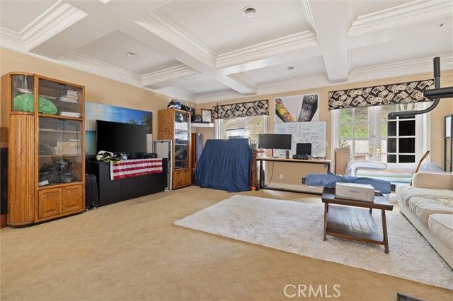 2 Via Terracaleta, Laguna Hills, CA 92679