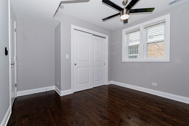 55 W 77th Place, Chicago, IL 60620