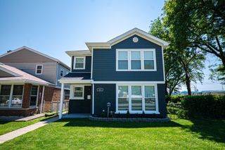 55 W 77th Place, Chicago, IL 60620