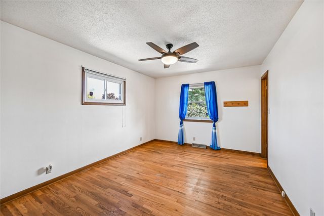 125 Leroy Street SW, Cedar Rapids, IA 52404