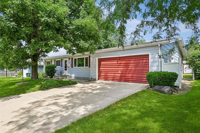 125 Leroy Street SW, Cedar Rapids, IA 52404