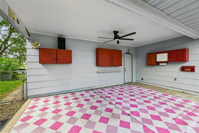 125 Leroy Street SW, Cedar Rapids, IA 52404