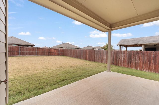 411 Skipper Lane, Azle, TX 76020