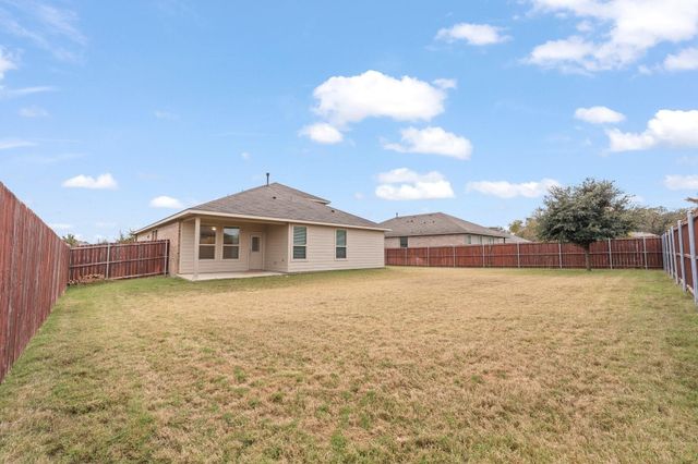 411 Skipper Lane, Azle, TX 76020