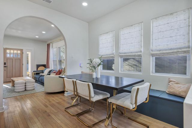 302 S Saint Mary Avenue, Dallas, TX 75214