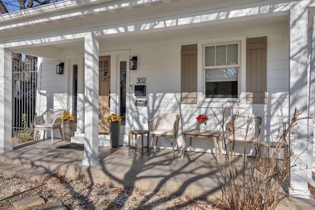 302 S Saint Mary Avenue, Dallas, TX 75214