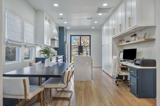 302 S Saint Mary Avenue, Dallas, TX 75214