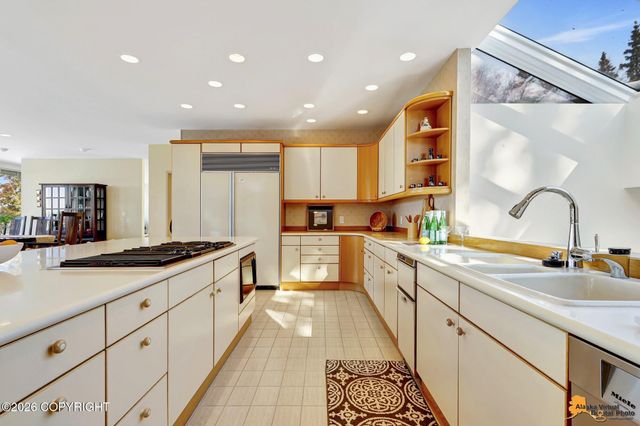 12210 Lilac Circle, Anchorage, AK 99516