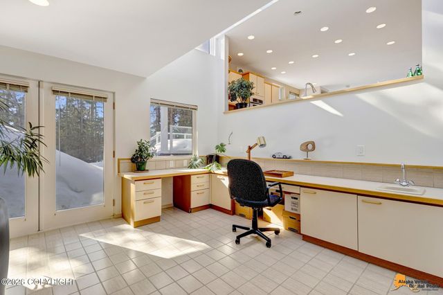 12210 Lilac Circle, Anchorage, AK 99516