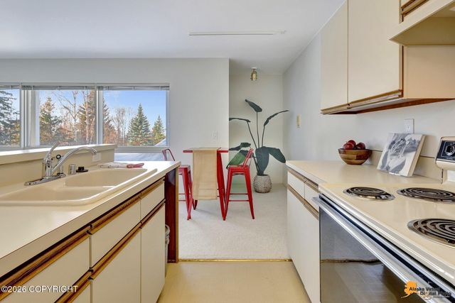 12210 Lilac Circle, Anchorage, AK 99516