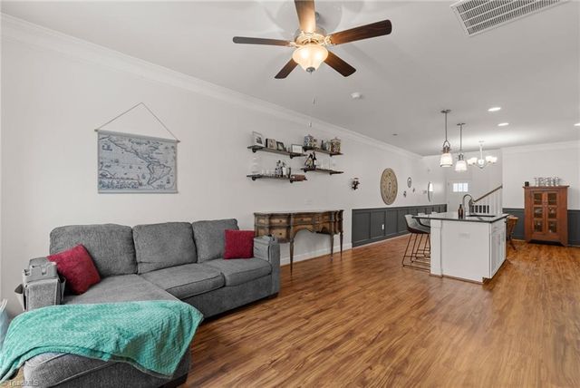 5 Finley Ridge Way, Greensboro, NC 27455