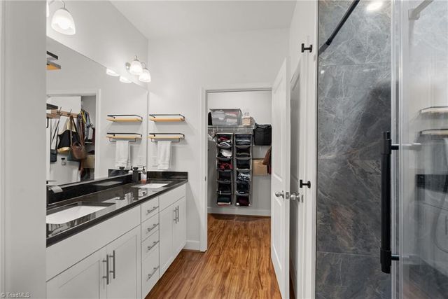 5 Finley Ridge Way, Greensboro, NC 27455