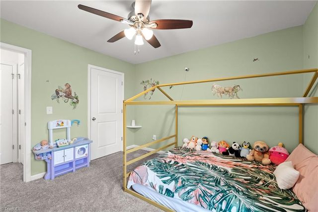 5 Finley Ridge Way, Greensboro, NC 27455