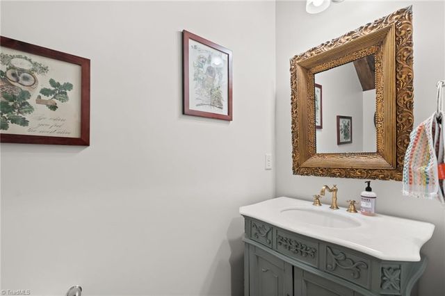 5 Finley Ridge Way, Greensboro, NC 27455