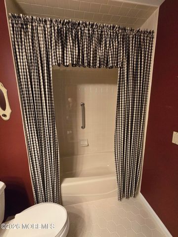 2319 Logan Court, Toms River, NJ 08755