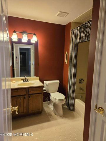 2319 Logan Court, Toms River, NJ 08755