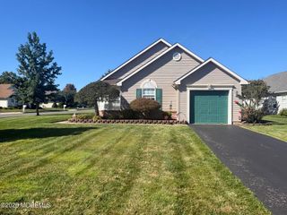 2319 Logan Court, Toms River, NJ 08755
