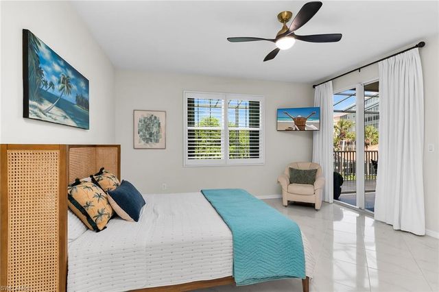 269 Vintage Bay DR C4, Marco Island, FL 34145