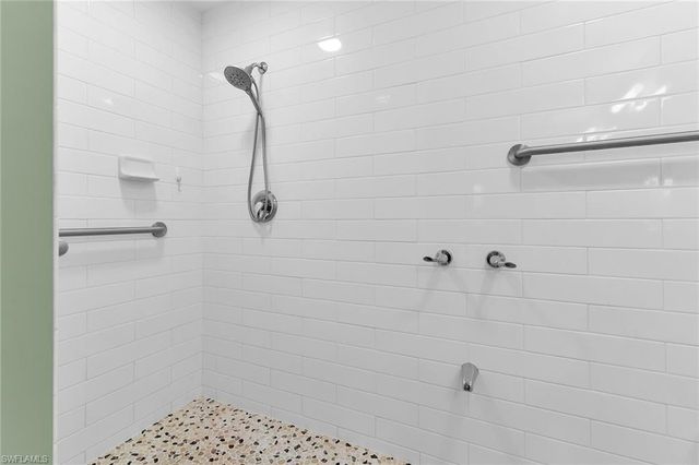 269 Vintage Bay DR C4, Marco Island, FL 34145