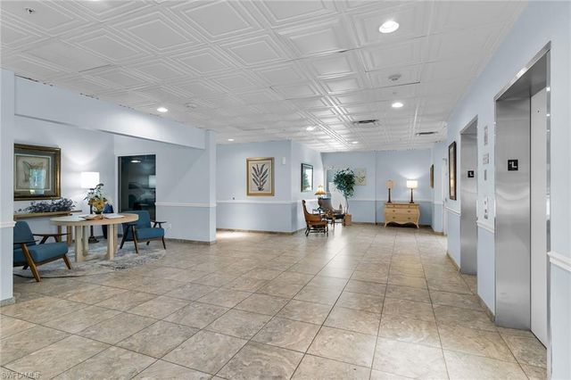 269 Vintage Bay DR C4, Marco Island, FL 34145