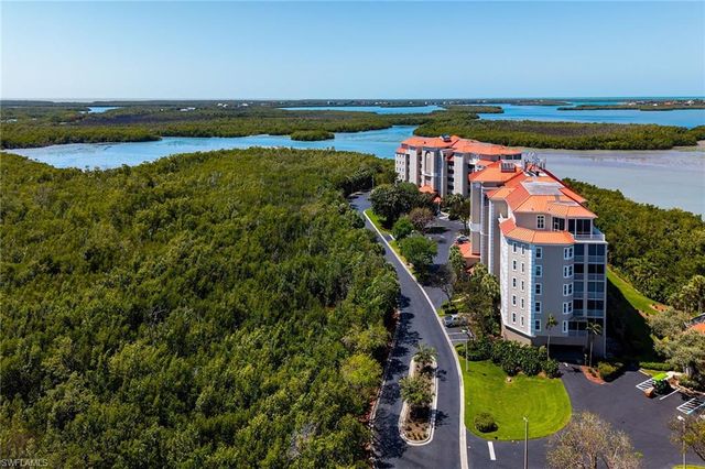269 Vintage Bay DR C4, Marco Island, FL 34145