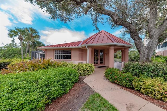 269 Vintage Bay DR C4, Marco Island, FL 34145