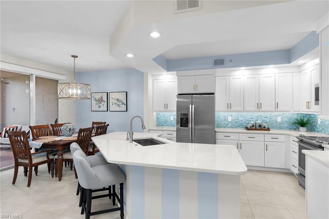 269 Vintage Bay DR C4, Marco Island, FL 34145