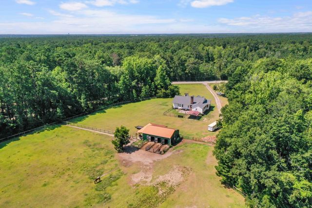 1756 Fish Road, Ridgeville, SC 29472
