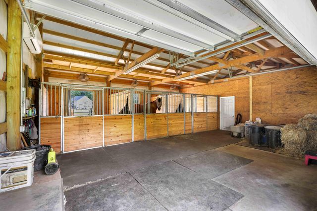 1756 Fish Road, Ridgeville, SC 29472