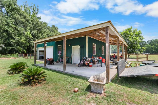 1756 Fish Road, Ridgeville, SC 29472