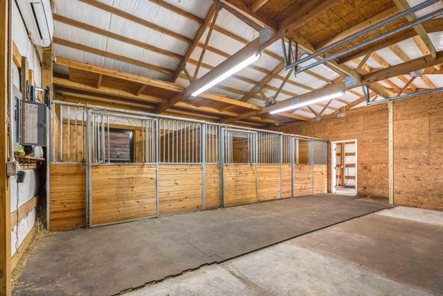 1756 Fish Road, Ridgeville, SC 29472