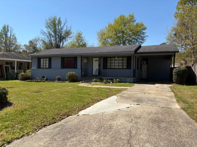 819 Duane St., Hattiesburg, MS 39401