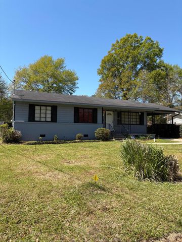 819 Duane St., Hattiesburg, MS 39401