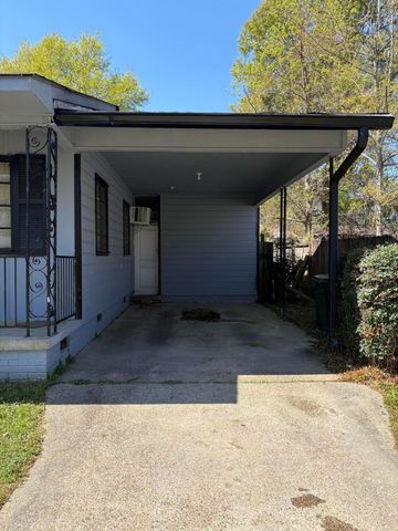 819 Duane St., Hattiesburg, MS 39401