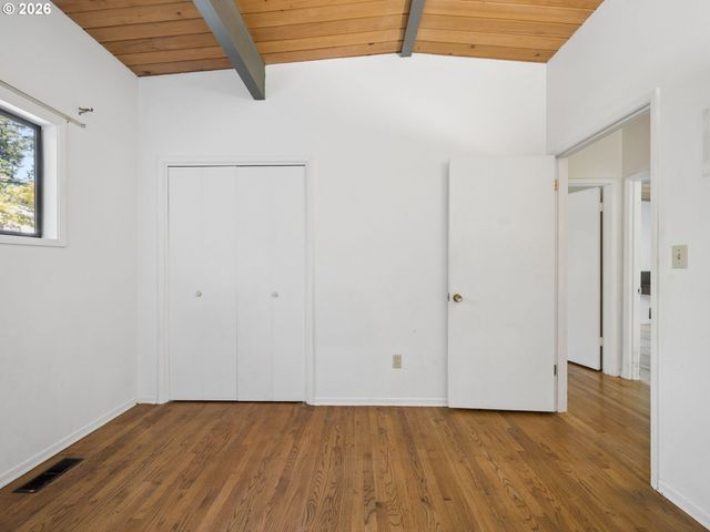 2950 Sw SUNSET Blvd, Portland, OR 97239