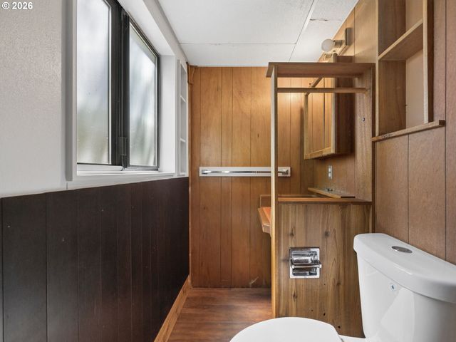2950 Sw SUNSET Blvd, Portland, OR 97239