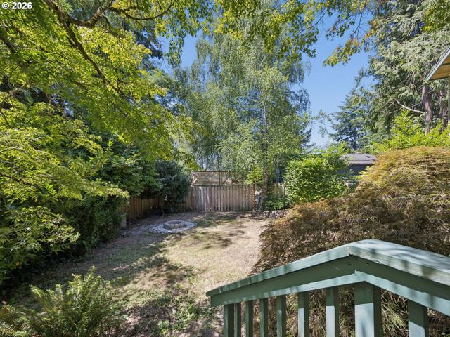 2950 Sw SUNSET Blvd, Portland, OR 97239