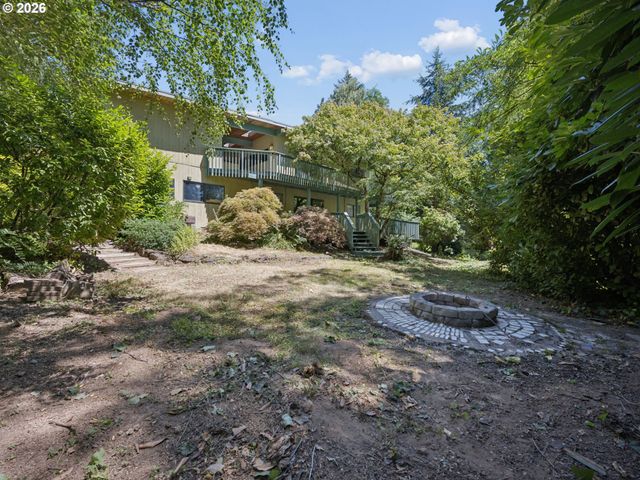 2950 Sw SUNSET Blvd, Portland, OR 97239