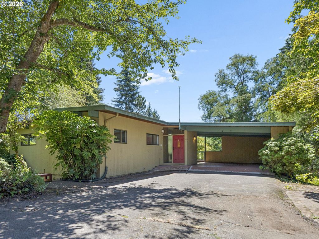 2950 Sw SUNSET Blvd, Portland, OR 97239