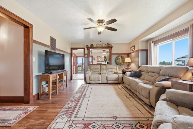 10060 W County Road 400 S, Daleville, IN 47334