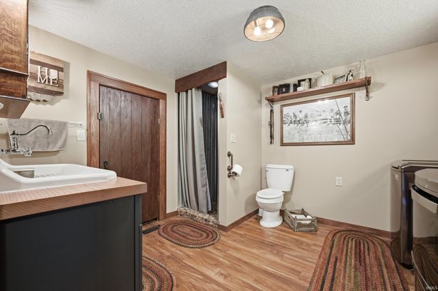 10060 W County Road 400 S, Daleville, IN 47334