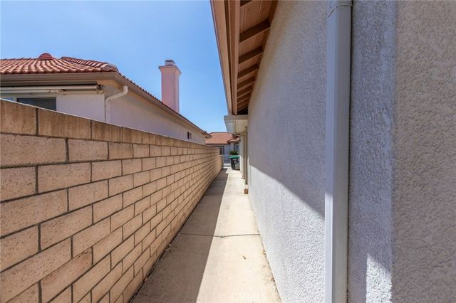 650 Bermuda Drive, Hemet, CA 92543