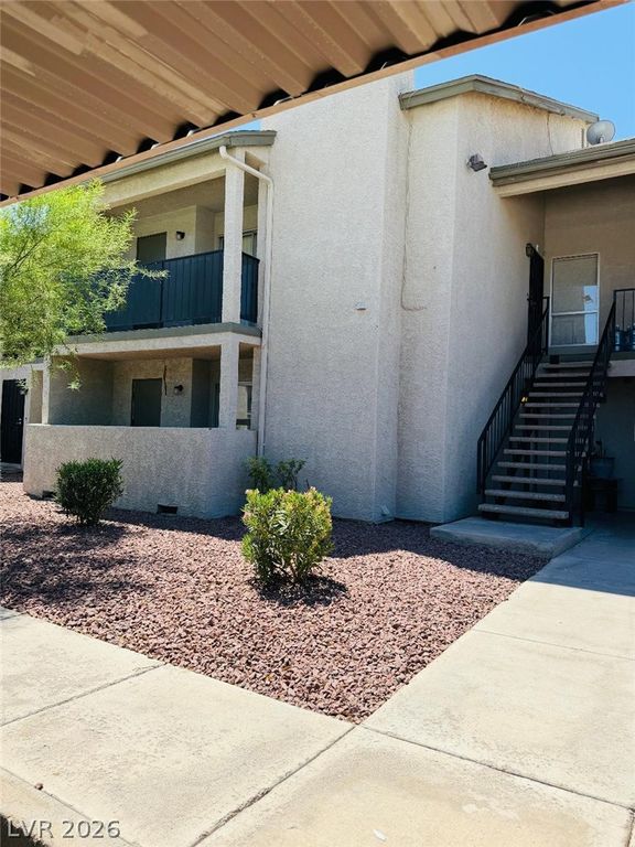 2961 Country Manor Lane 126, Las Vegas, NV 89115