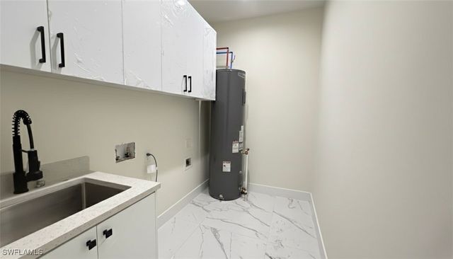 1821 DESOTO BLVD N, Naples, FL 34120