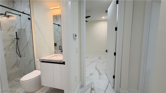 1821 DESOTO BLVD N, Naples, FL 34120