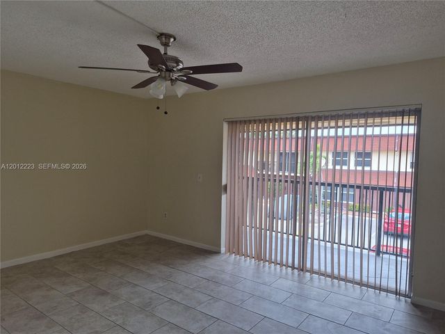 6528 SW 41st Ct 95, Davie, FL 33314
