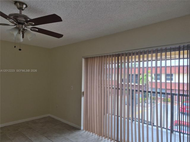 6528 SW 41st Ct 95, Davie, FL 33314