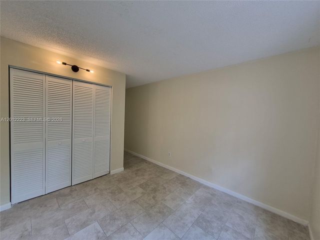 6528 SW 41st Ct 95, Davie, FL 33314