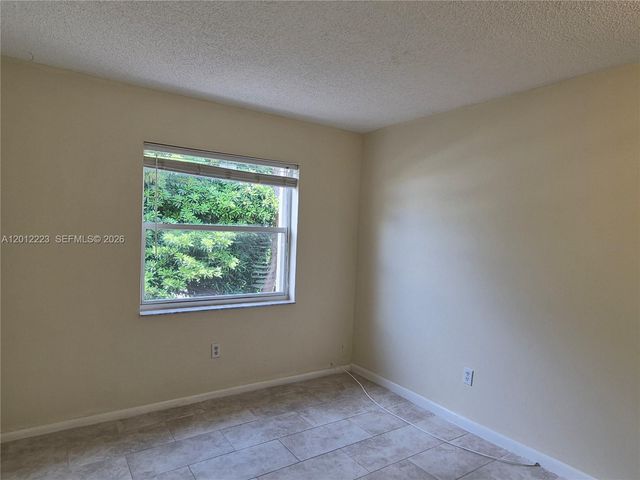 6528 SW 41st Ct 95, Davie, FL 33314
